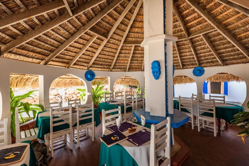 מורונדבה Chez Maggie Hotel & Restaurant מראה חיצוני תמונה